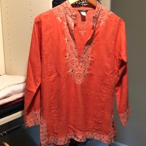 Linen kaftan with beautiful embroidery